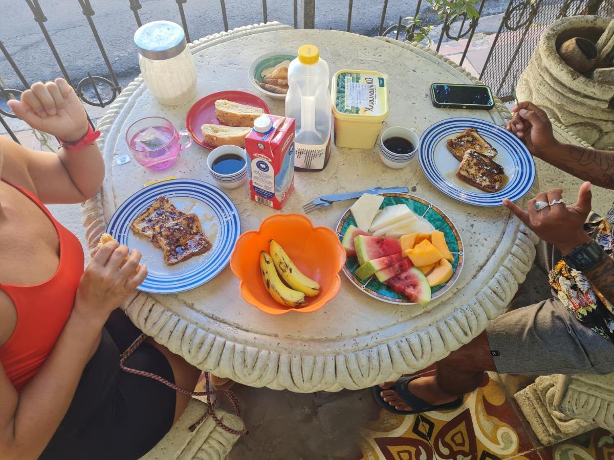 グラナダ Casa Del Agua Bed & Breakfast エクステリア 写真