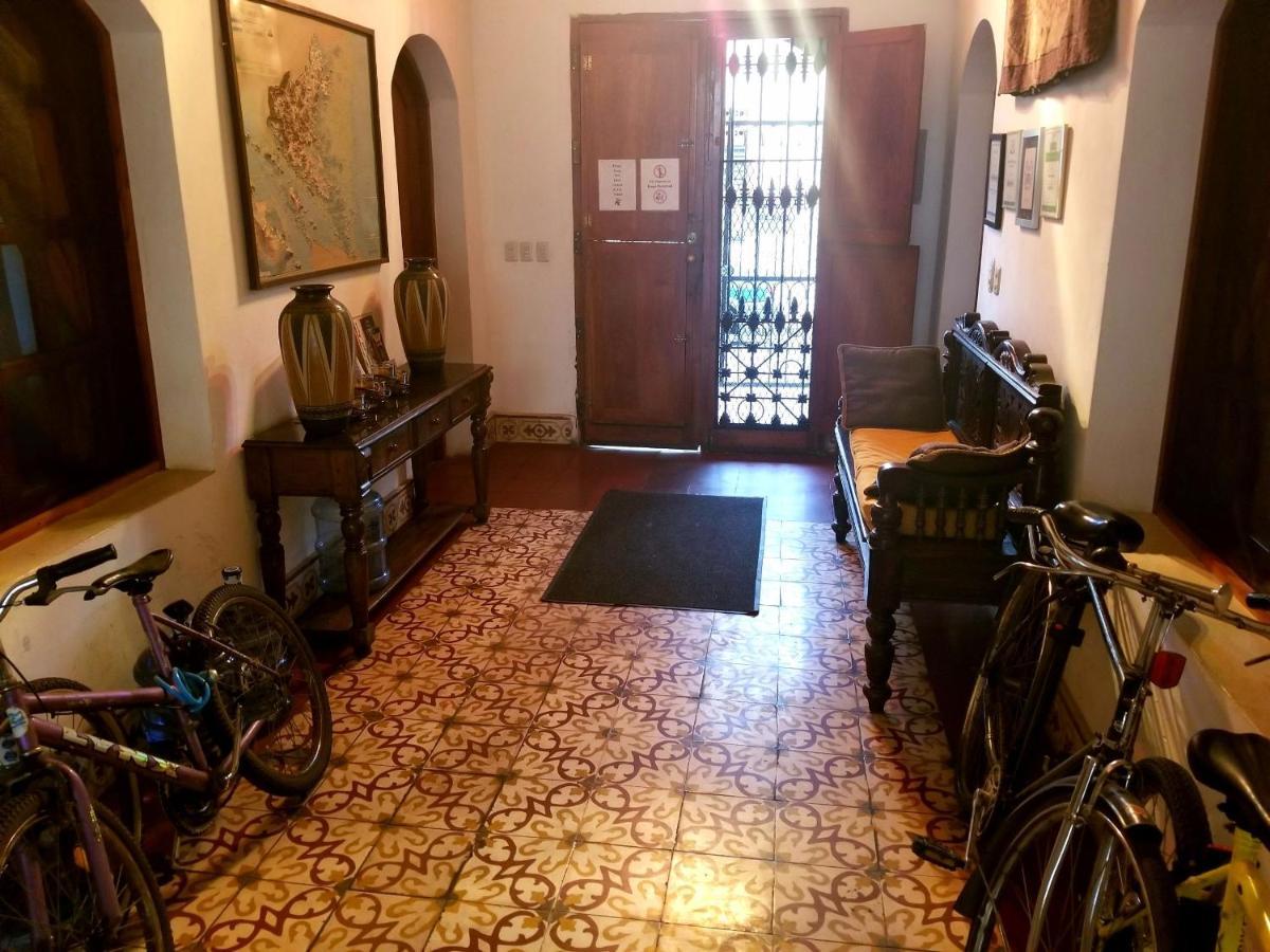 グラナダ Casa Del Agua Bed & Breakfast エクステリア 写真